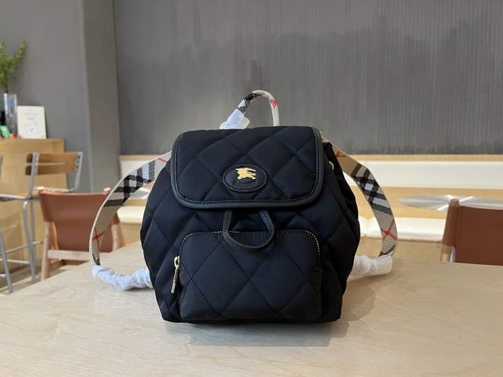 Picture of Burberry Handbags _SKUfw222905683fw